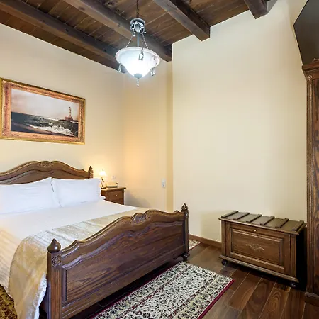 Porto Del Colombo Traditional Boutique 4* Ханья